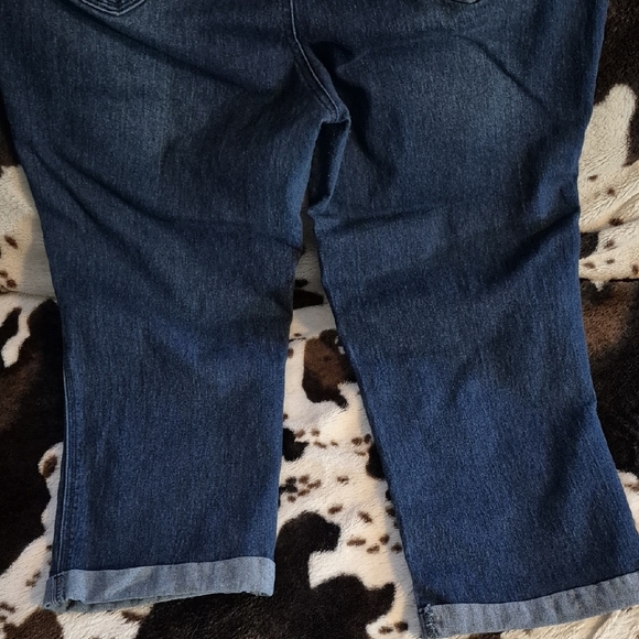 Diamante Dark Wash Cropped Jeans - Picture 7 of 11